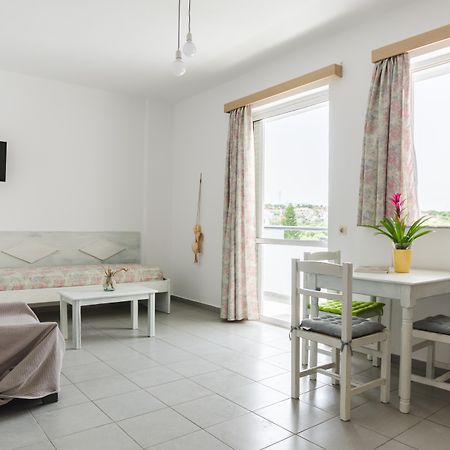 Happiness Apartments Hersonissos  Eksteriør billede